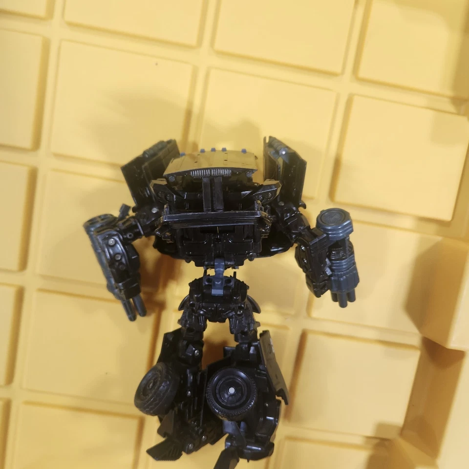 Transformers Movie 2007 Voyager Class Autobot Ironhide Parts Pieces B8 - Image 2 of 4