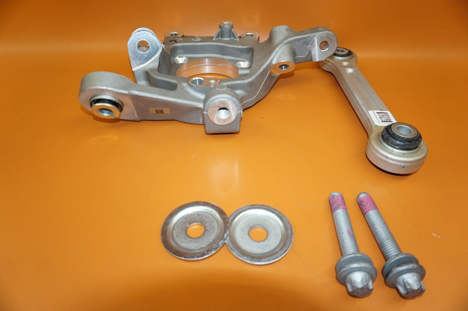 Maserati Ghibli 2014-2016 Rear Left Steering knuckle P/N 670006804