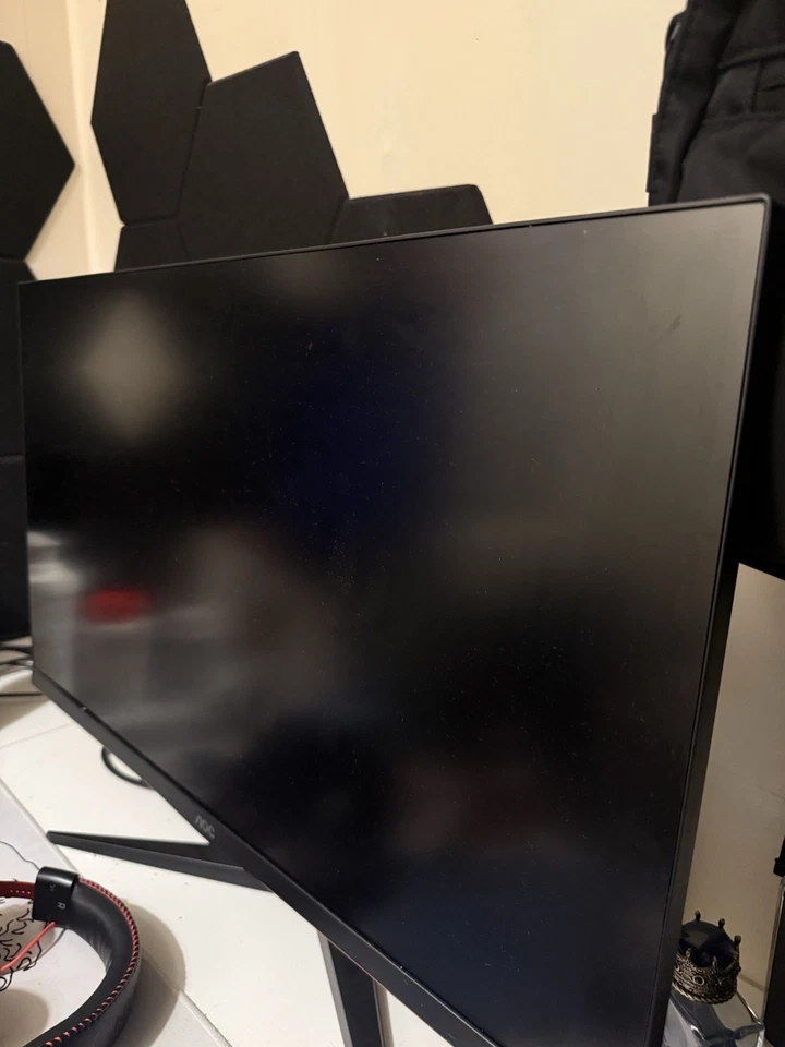 AOC Gaming Q27G2E 27” QHD 155Hz Monitor – Excellent Condition - Image 2 of 4