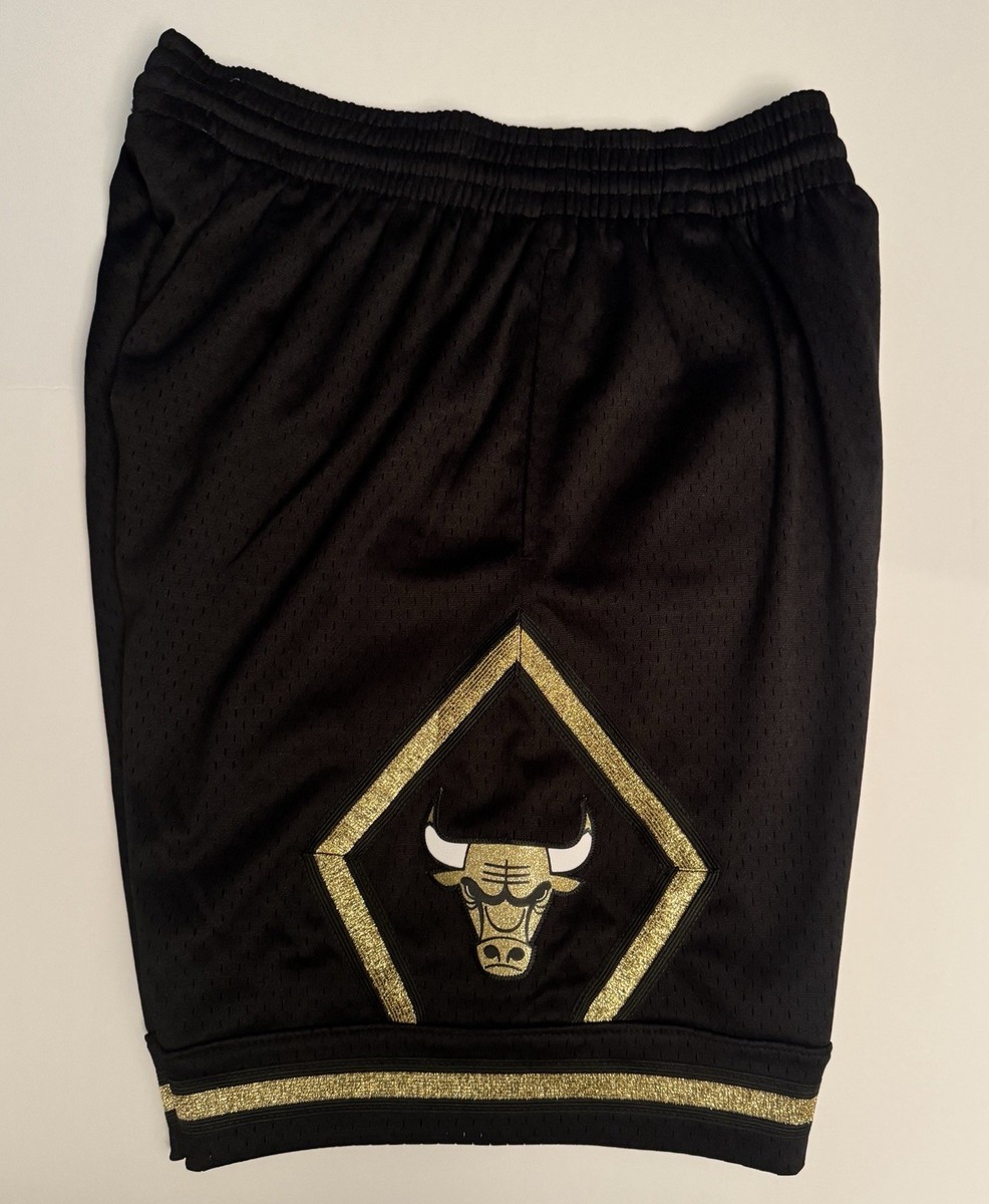 Mitchell & Ness Chicago Bulls Swingman Shorts Black Gold Rare