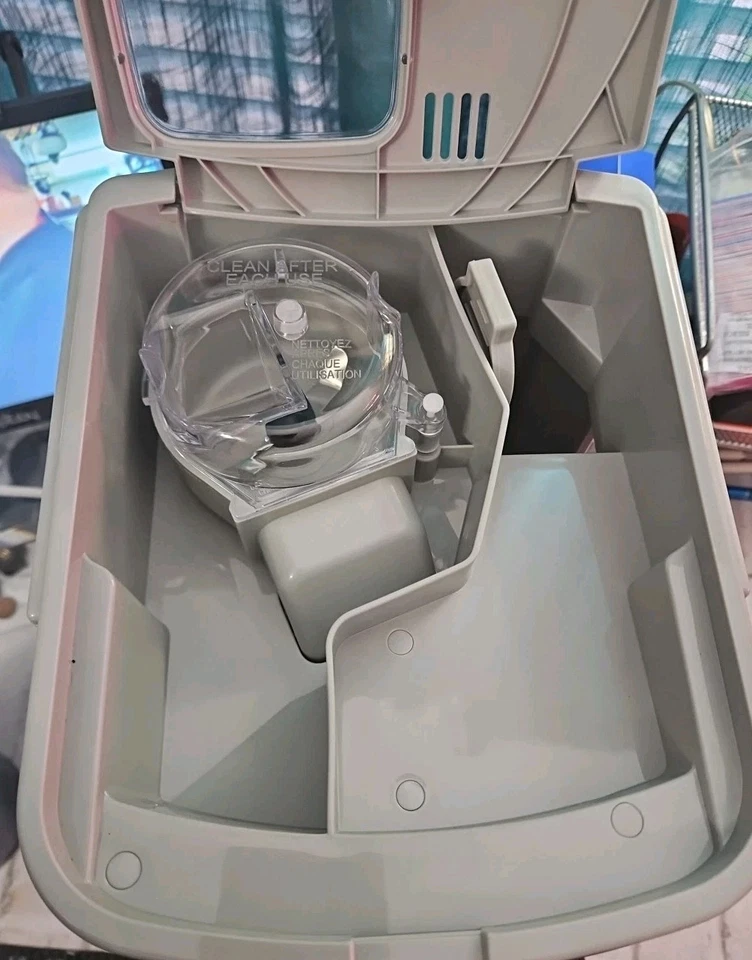 Cuisinart Auto Grind Brew 12 Cup Coffeemaker New! Stainless Steel $140msrp - Image 4 of 4