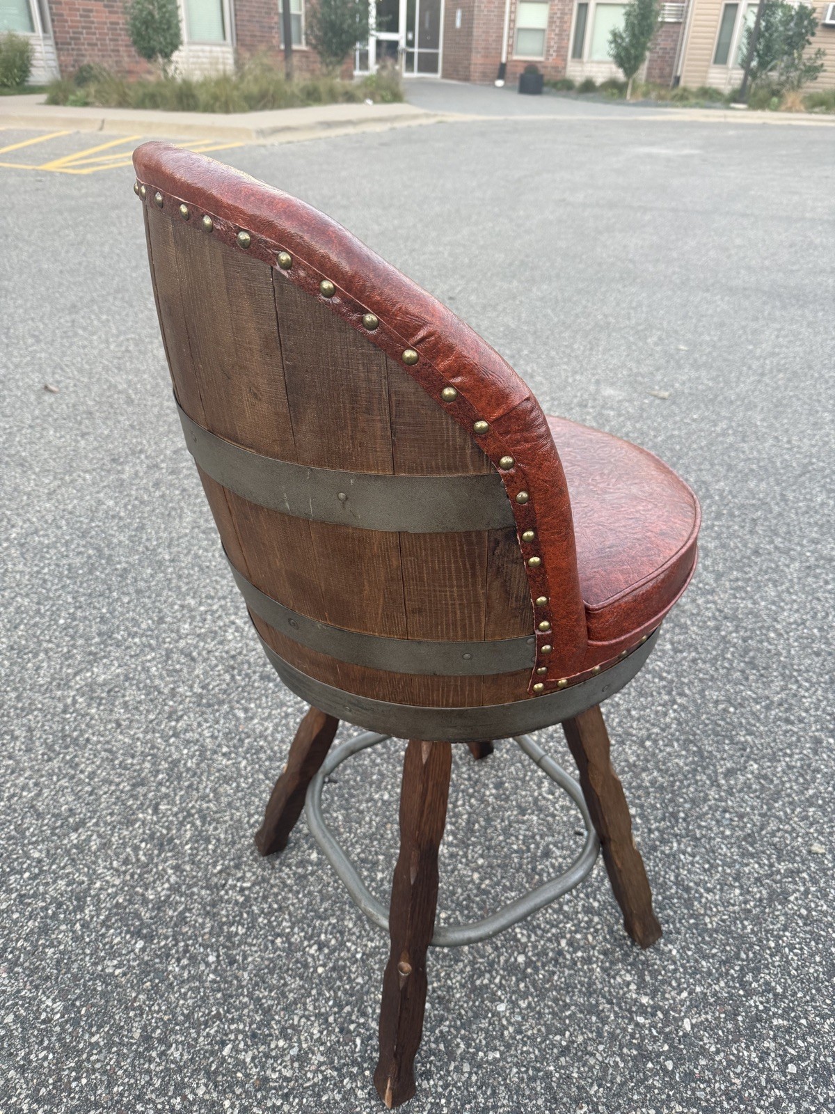 Luxury Wine Barrel Bar Stool (Bar Stool - Pub Stool - Whiskey Barrel Bar Stool) 