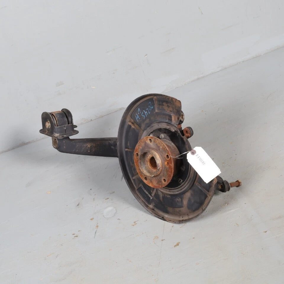 2001-2006 BMW M3 Left Rear Trailing Control Arm Hub 33322229685 OEM Used - Image 2 of 4