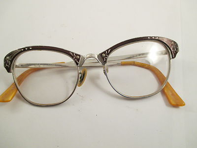 cat eye horn rimmed glasses