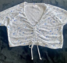 Colsie Crop Top Women's Short Sleeve floral white blue summer Drawstring Size L