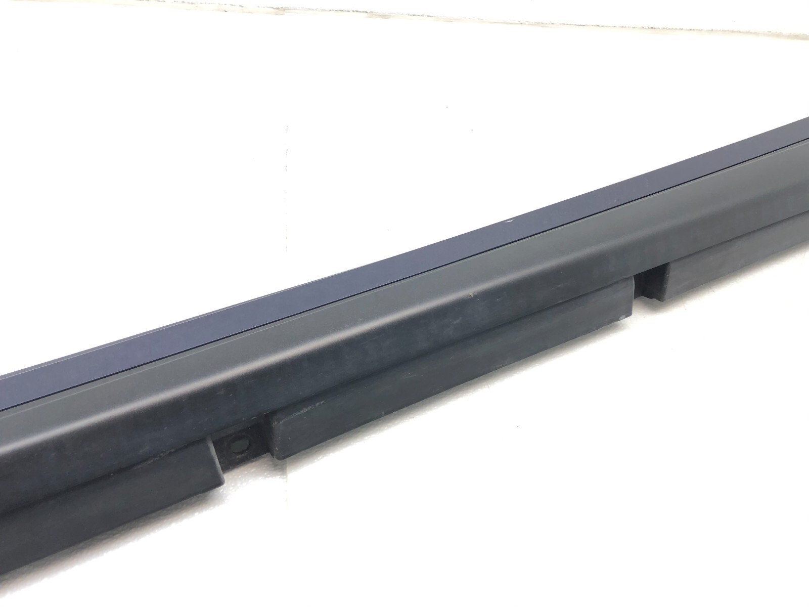 2014-2017 MASERATI GHIBLI S LEFT DRIVER SIDE SKIRT ROCKER PANEL OEM.