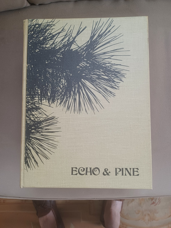 Hobart and William Smith Colleges 1975 Yearbook
