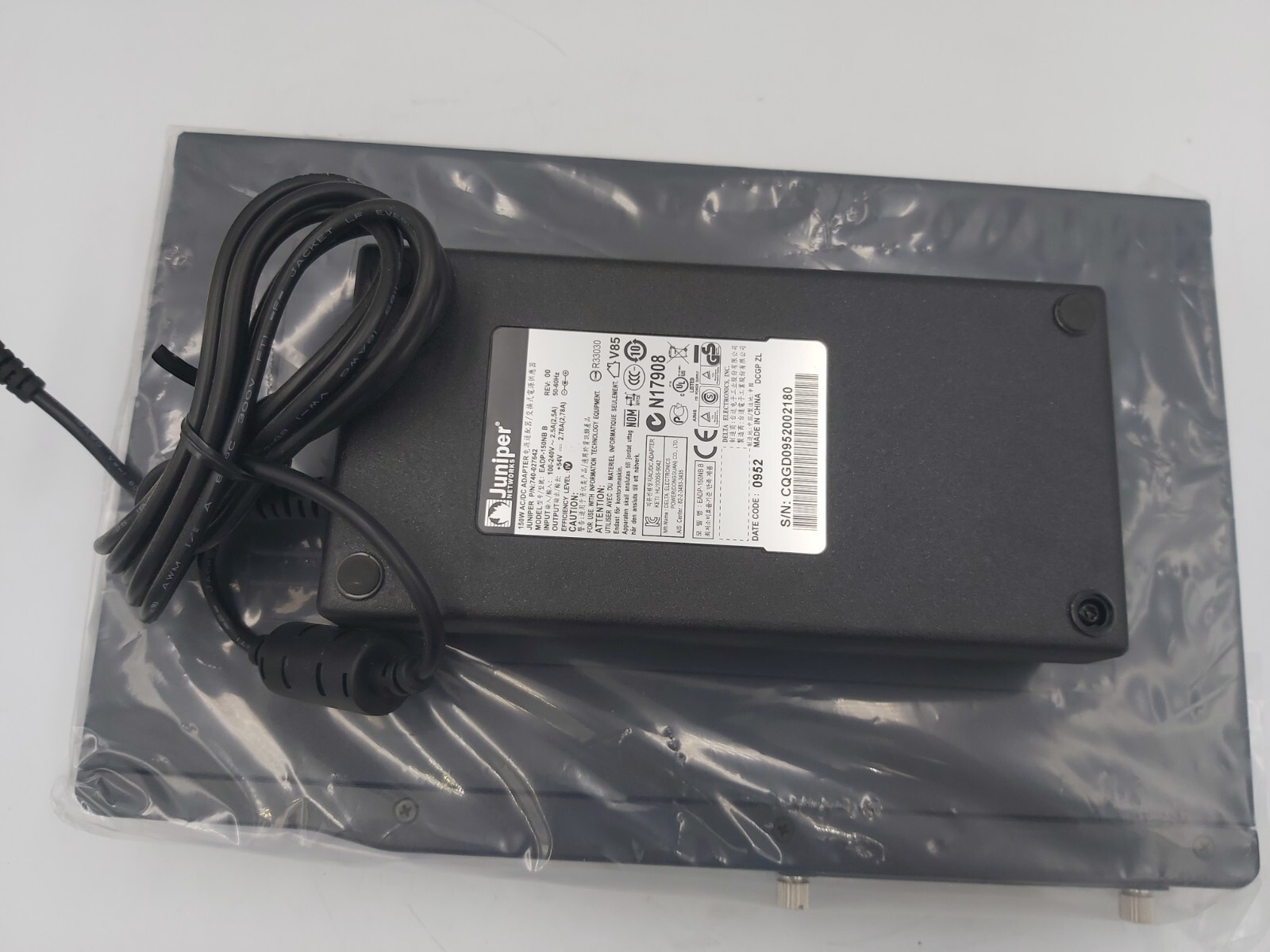 Juniper Networks SRX210 Services Gateway Gigabit Router VPN Firewall ...