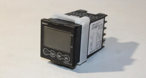 Omron E5CN-HV2M-500 Digital Controller