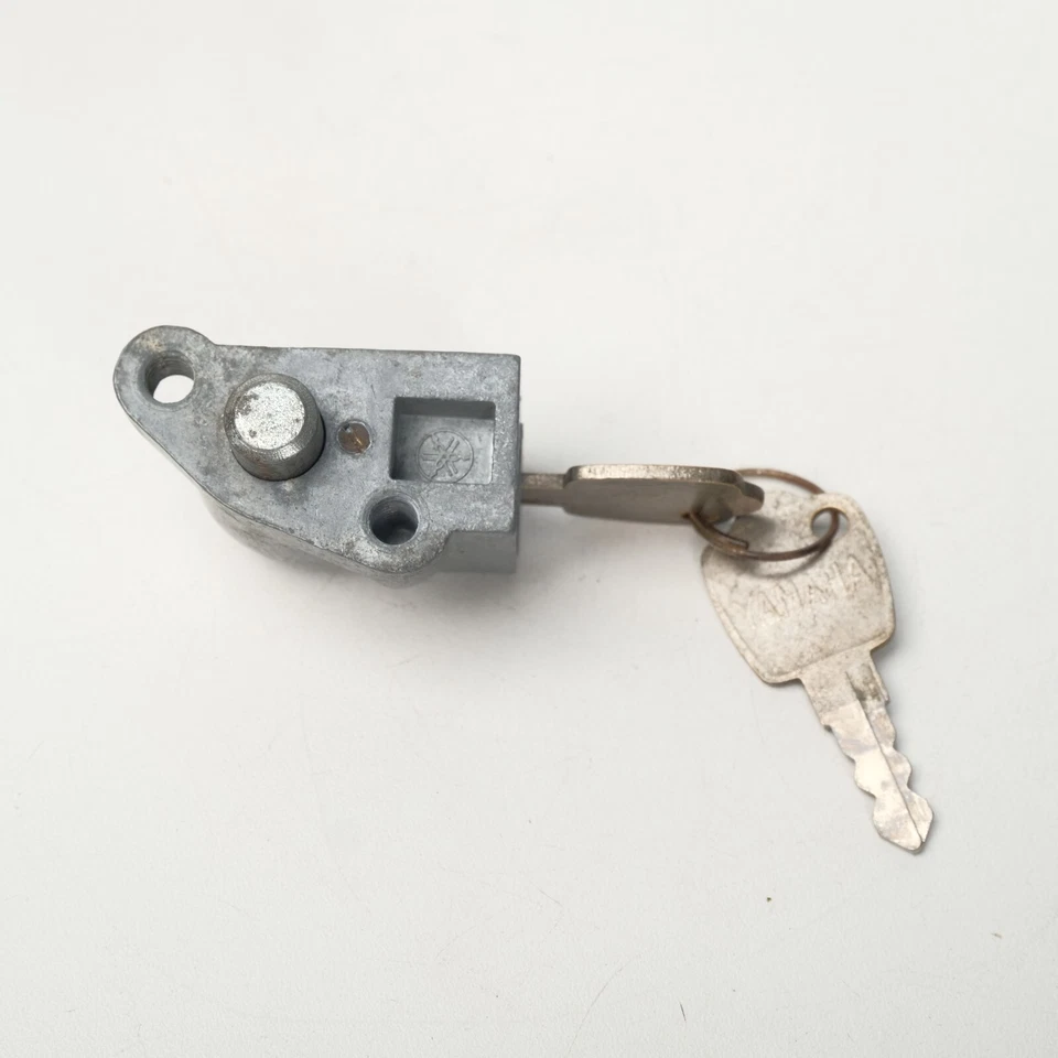 Se adapta a Yamaha G6S T50 T80 L5T YA6 V50 YG5 YL2 LS2 L2G RS100 LB 50 bloqueo de dirección Foto 3 de 4