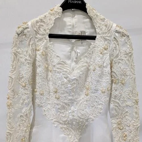 Vintage Mary's White Long Sleeve Wedding Dress Ball Gown Pearls Sequins Sz 10 - Image 4 of 4