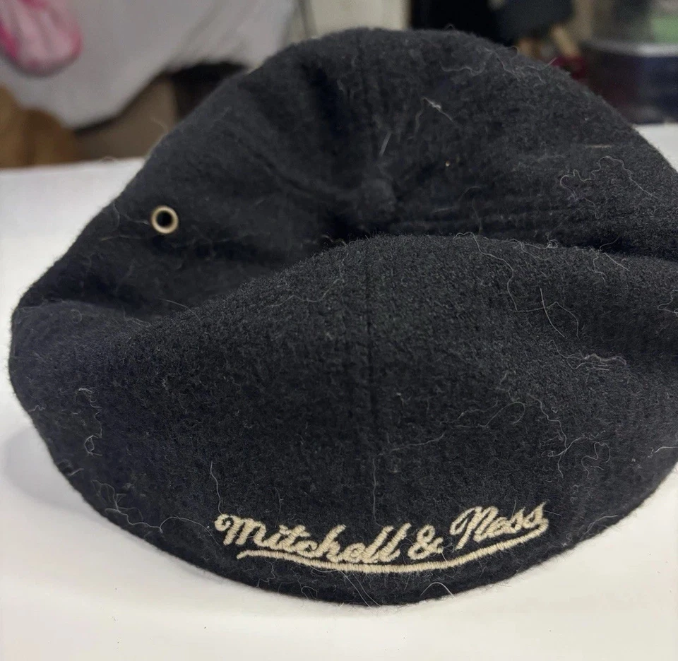 Sombrero de fieltro negro Mitchell & Ness New Orleans Saints L/XL ajustado flor de lis NFL Foto 2 de 4