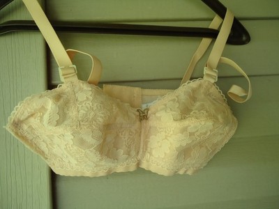 VTG Lady Cameo Dallas Bra 30CC Style 708 Pointy Soft Cup Couture 60s Bullet