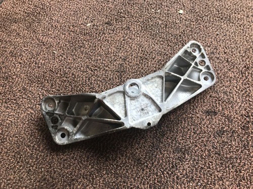 BMW 7 E65 E66 2008 Halterung Lager Getriebe 6759680 Diesel 170kW GSD43018