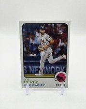 2022 Topps Heritage Joe Perez Rookie No. 572