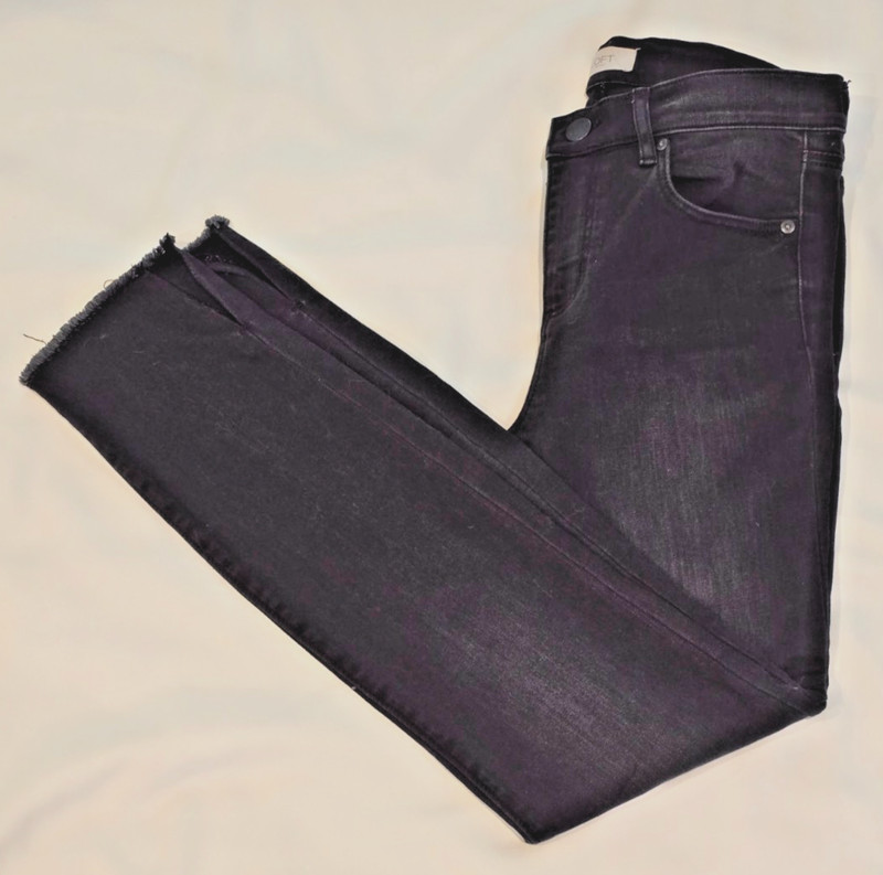 Women's Ann Taylor LOFT Outlet Modern Skinny Jeans, size 6 - Black