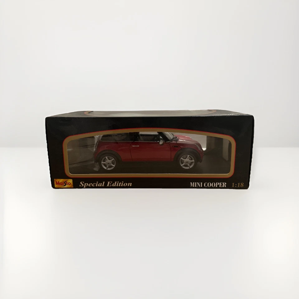 Maisto Mini Cooper масштаб 1:18 литая модель специальное издание - Изображение 3 из 4
