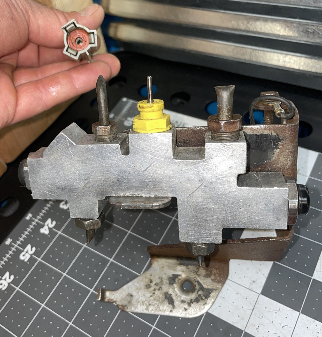 1994 1997 DODGE RAM TRUCK 1500 2500 BRAKE PROPORTIONING VALVE See Plug