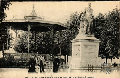 CPA PAU - Place Royale (365167)