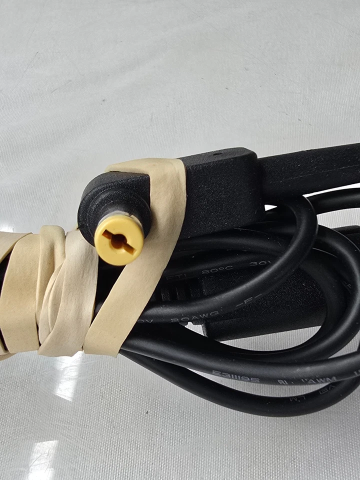 Cargador Adaptador de Corriente CA Original Original ACER A11-065N1A 19V 3.42A 65W Foto 3 de 4