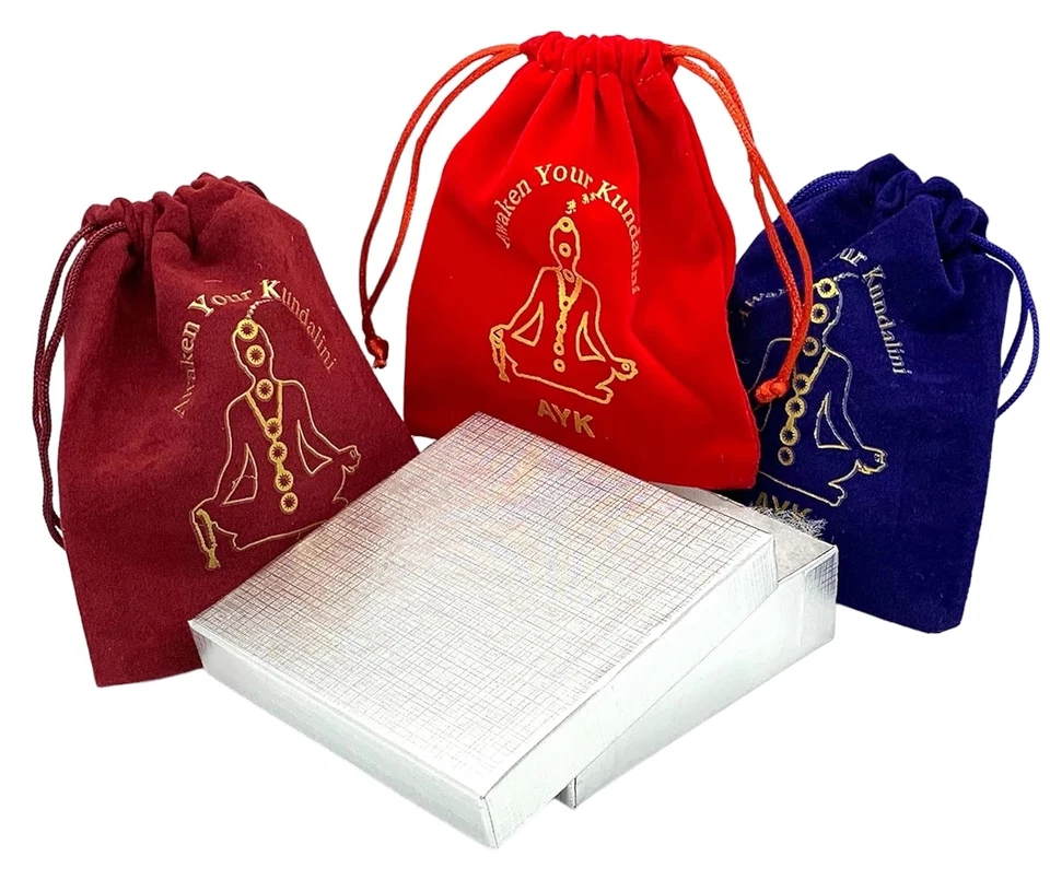 Encuentra equilibrio y fuerza con la turmalina negra y ojo de tigre azul Mala Foto 2 de 4