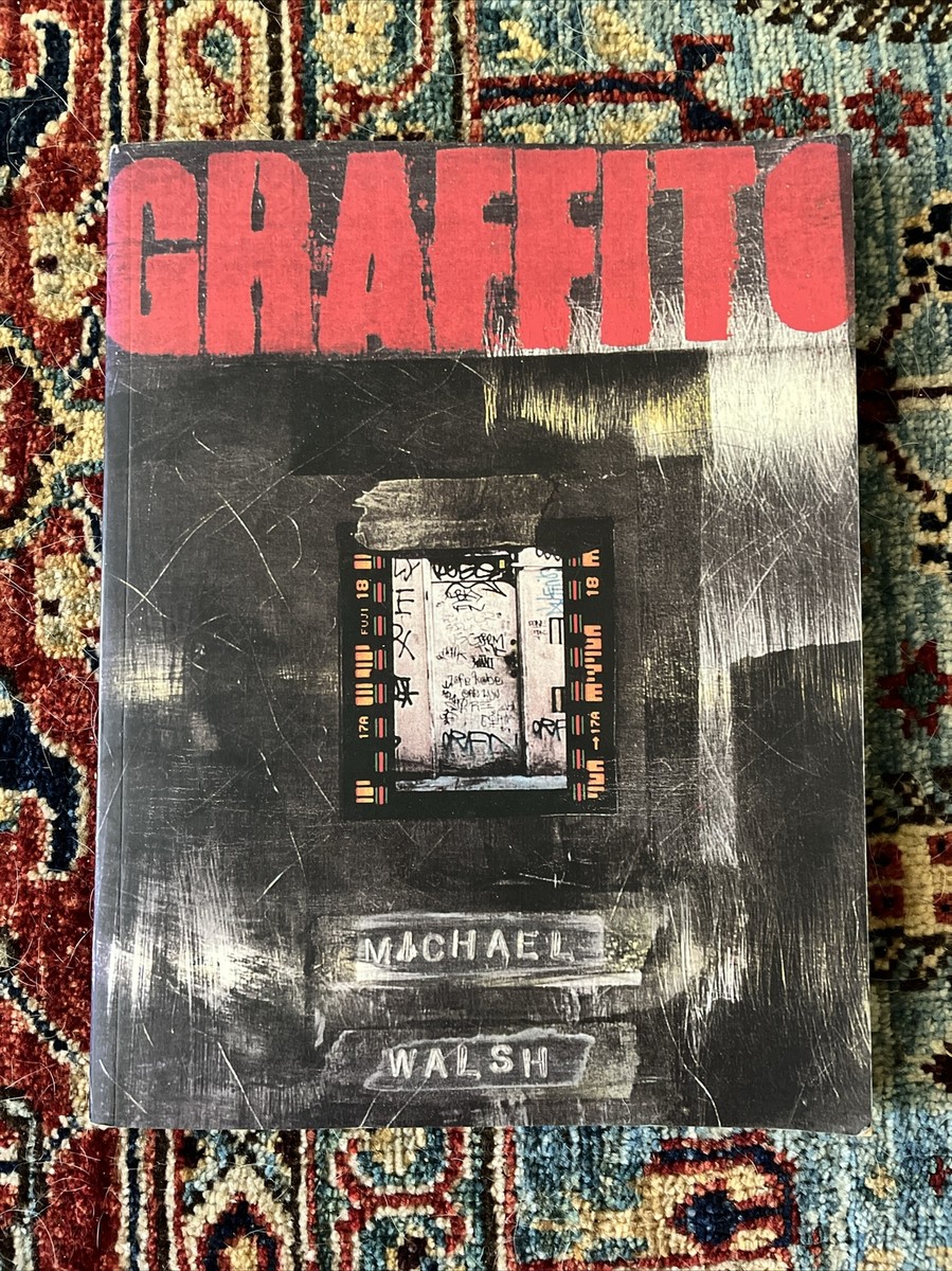 Graffito (paperback)-Walsh, Michael-1556432313 1996 Very Good