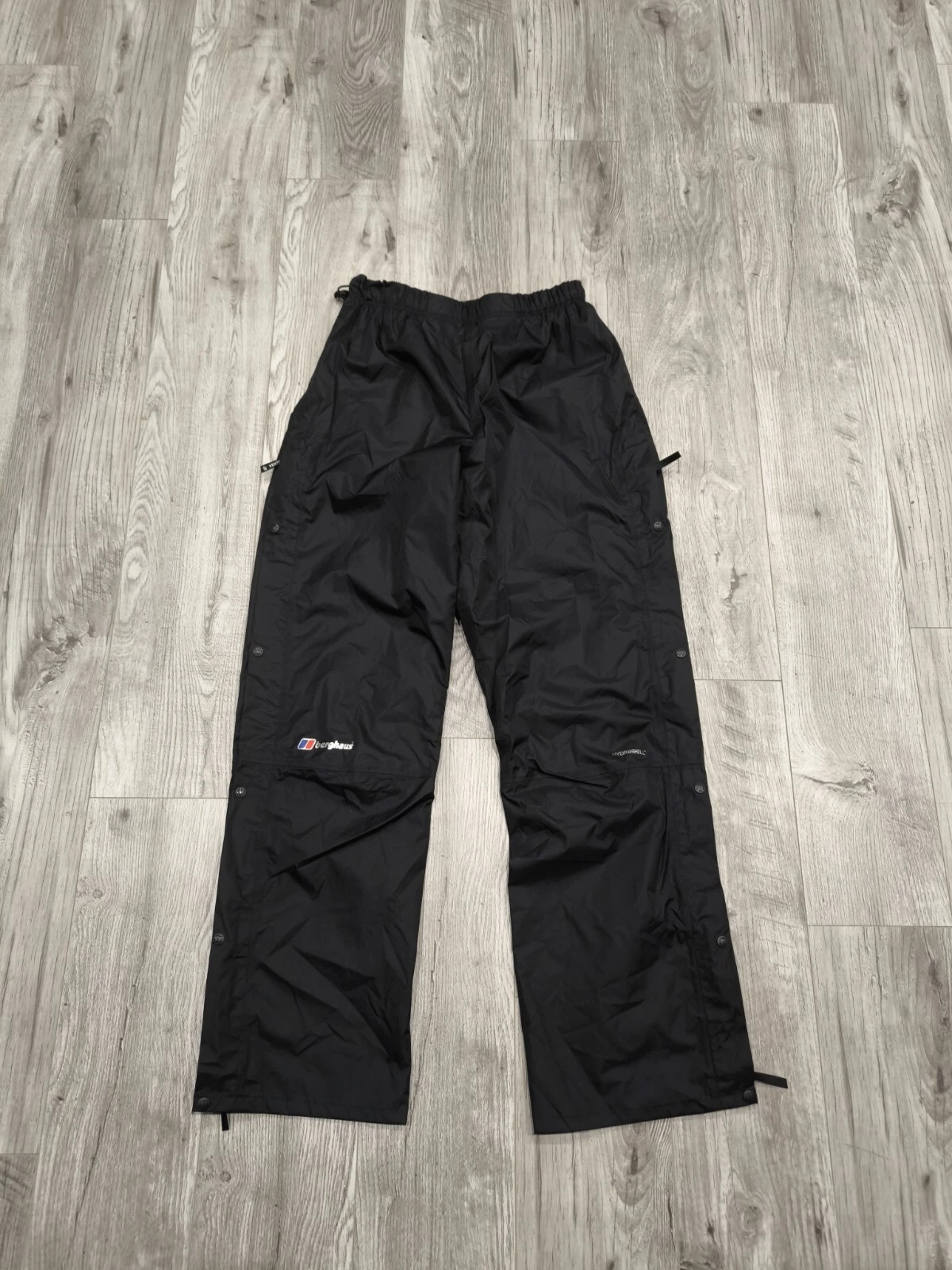 Men's Berghaus HydroShell Waterproof Pants Size M Hiking Outdoor
Opens in a new window or tab