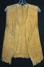 VINTAGE 1960'S-1970'S GOLDEN BROWN SUEDE FRINGE VEST SIZE MEDIUM