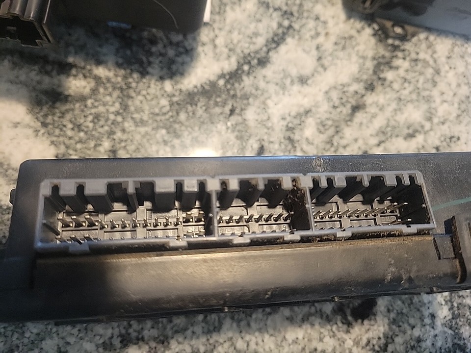 1999 - 2003 Ford F150 4x4 4wd Control Module YL34-14B205-BA 2000 2001 ...