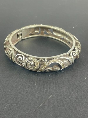 Silver Tone Hinged Bangle Bracelet Filigree Scroll Design Snap Closure 2.25'' Dia