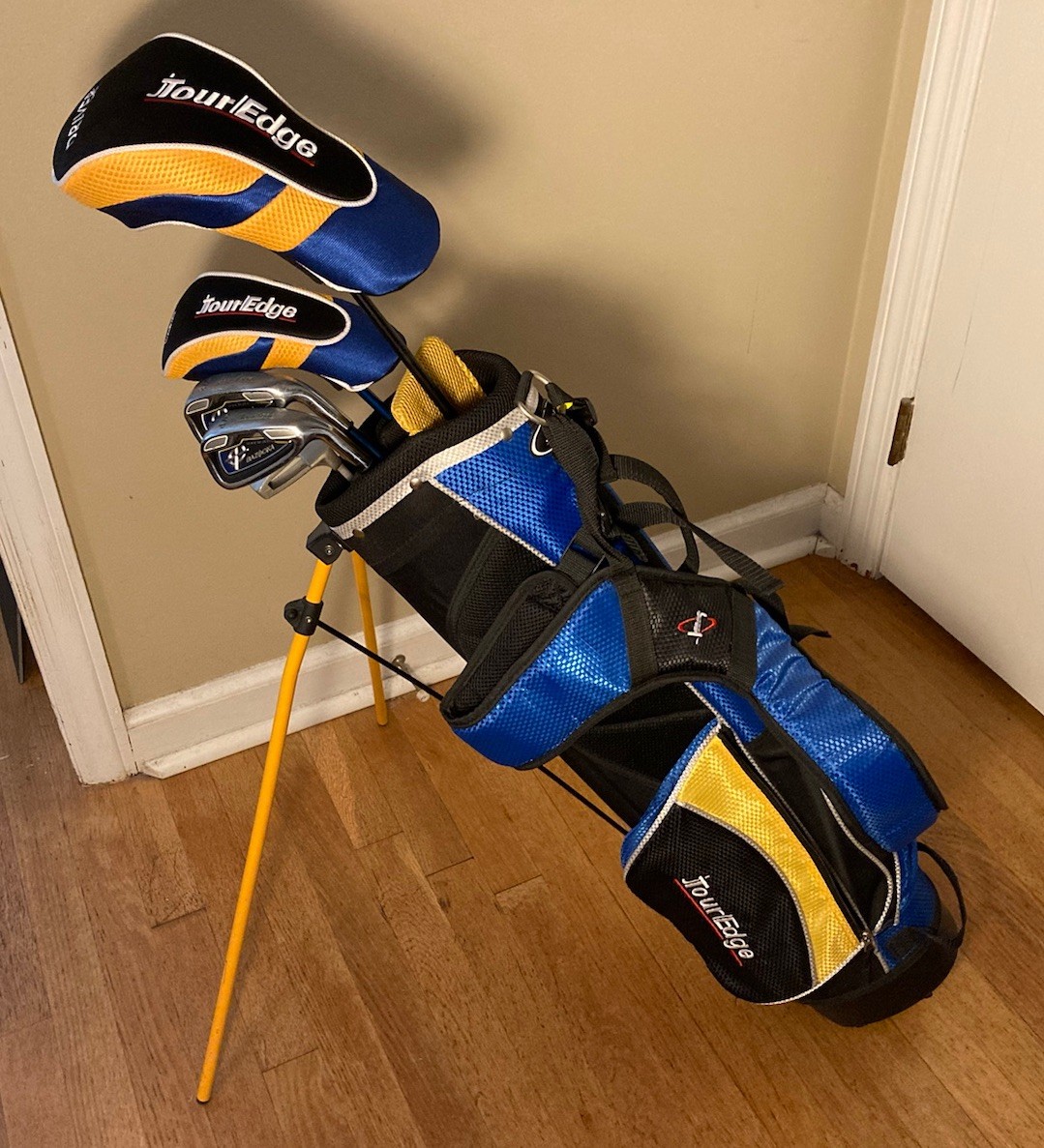 Set 5pc Wilson Driver 9-12 Rh Stand Bag