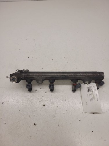 Volkswagen Golf IV Kraftstoffverteiler Einspritzleiste Verteilerrohr DRA15152