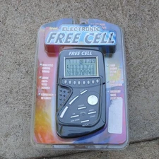 Vintage Electronic Handheld Game FREE CELL Excalibur Games new original package