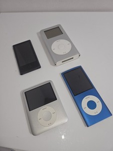 Vintage Apple iPod  Lot Of 4 Untested MP5002 A1285 A1446 A1236 Clean Screens