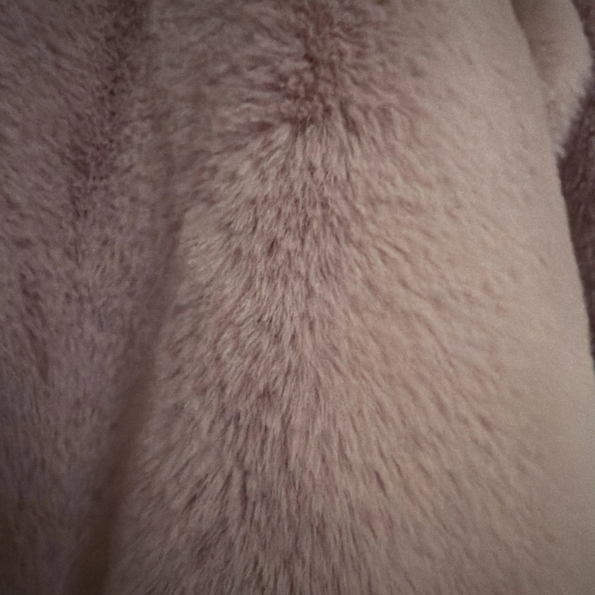 Excl Condition Dusky Pink Faux Fur Jacket Age 11-12 Minutes