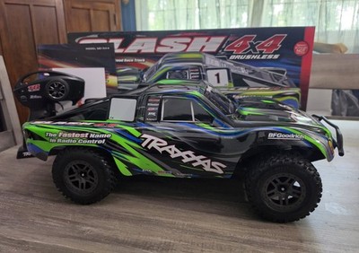 Traxxas Slash 4x4 Brushless BL-2s Model 68154-4 Short Course RC Truck NEW!