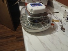 Harris Farms Nurture Right 360 Incubator 22 Egg CP Hatch Chicks 1030121