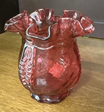 Fenton Art Glass Vase Country Cranberry Raised Bow Feather Ruffled Diamond 4.25"