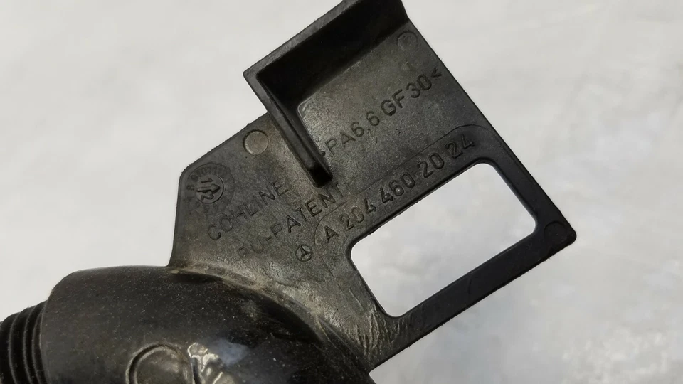 2010-2015 Mercedes-Benz X204 GLK350 Power Steering Oil Cooler A2044602024 Foto 3 de 3