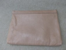 VINTAGE ANDE PURSE CLUTCH STAMPED PRINT TAN 80  S