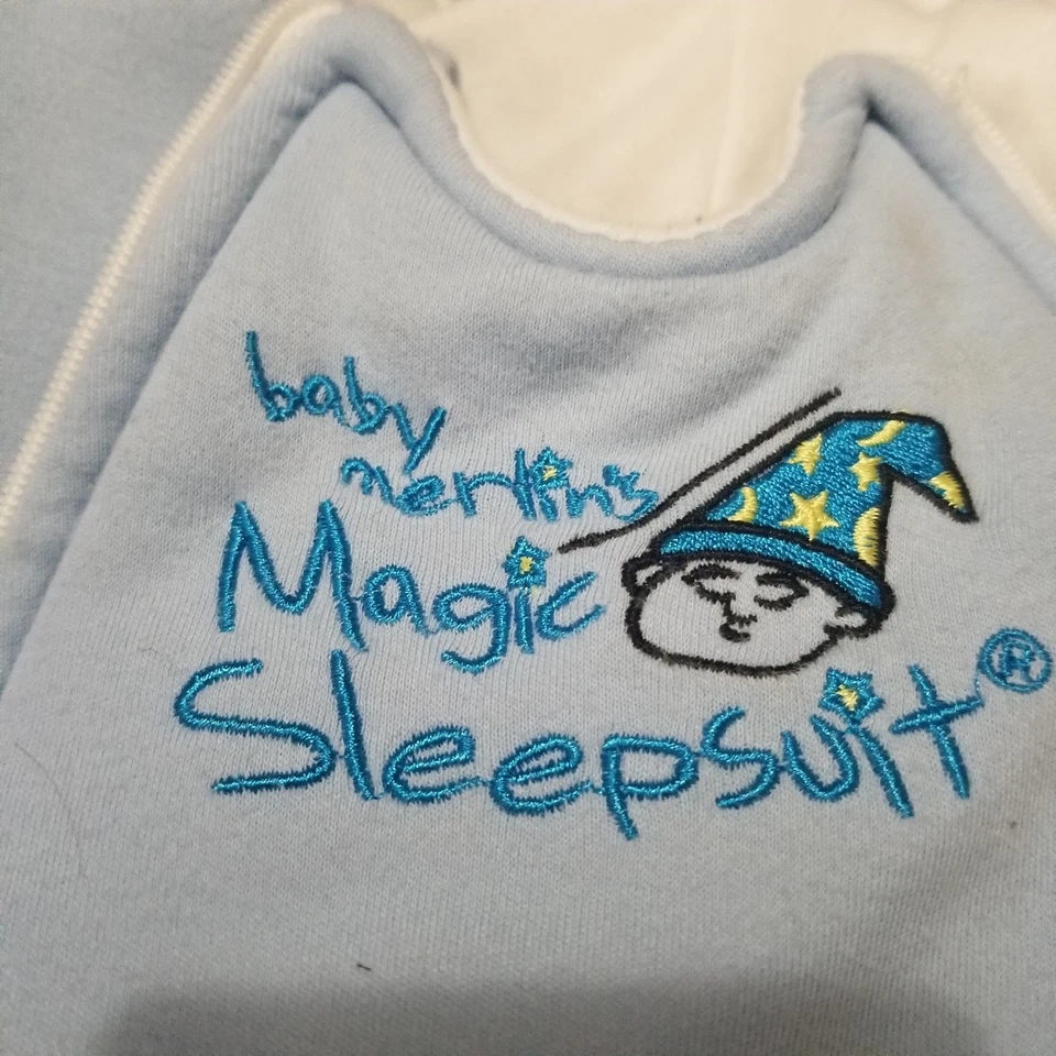 Traje de dormir Magic para bebé Merlin's grande 6-9 meses azul (manchado) 18-21 libras Foto 3 de 4