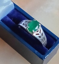 🔹 Silver 925, 1ct Zambian Emerald Ring. Size: V½, Weight: 3.39 Grams.