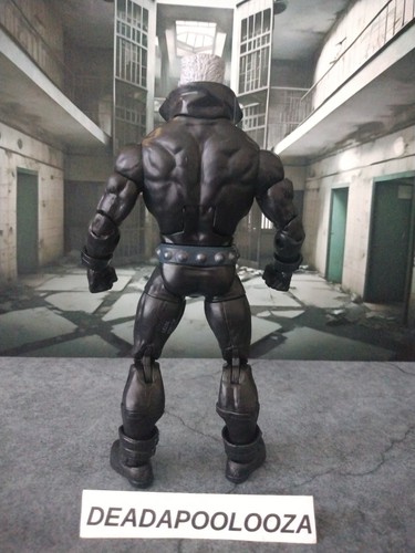 HASBRO MARVEL LEGENDS TOMBSTONE - Picture 5 of 5