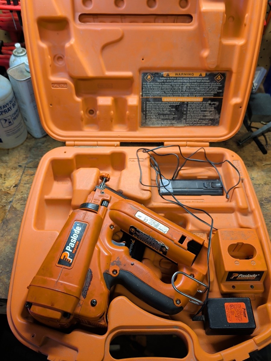 Paslode IM250A 900600 16 Gauge Angled Cordless Finish Nailer
