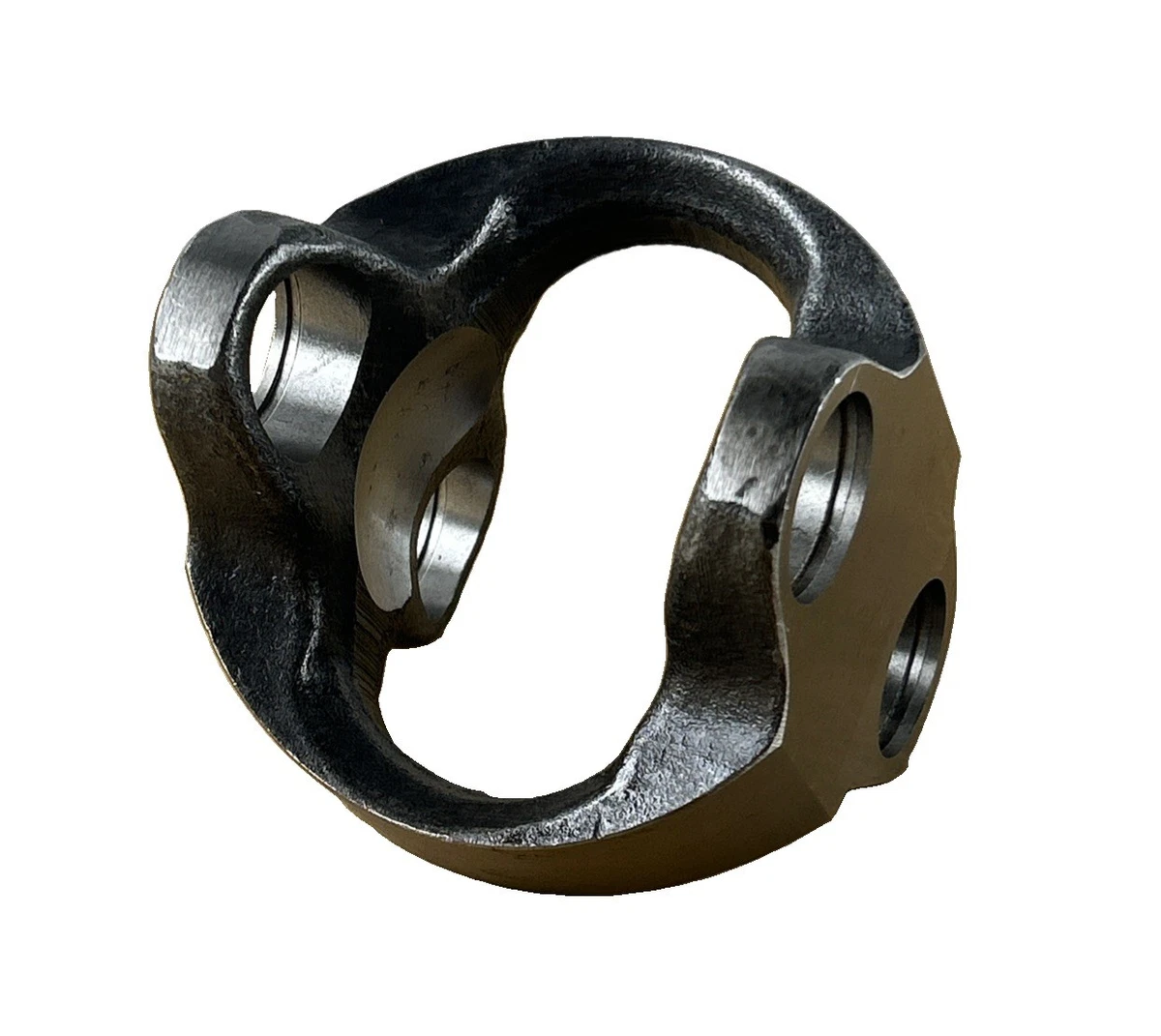 Powertrain Industries Center Yoke P3-26-757 photo 1