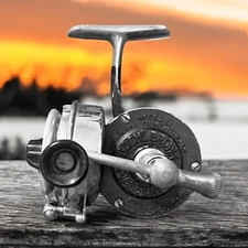 Vintage Bache Brown Half Bale Mastereel Spinning Fishing Reel Model 3 Cat 813