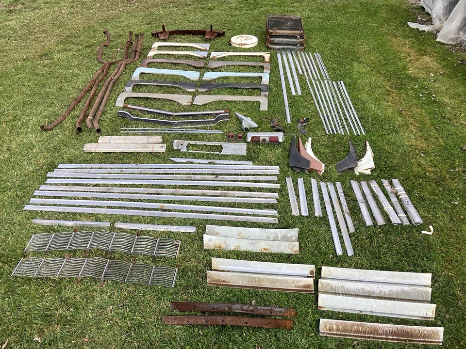 LEER DESCRIPCIÓN 1958 1959 1960 Lincoln Fender Falda Par Continental Trim PIEZAS Foto 4 de 4