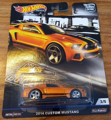 Hot Wheels Premium 2014 Ford Mustang Custom Neu ungeöffnet 