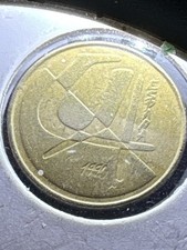 Spain 5 Pesetas Modern Design Coin – Brass Tone – España – Vintage