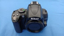 NIKON D5000 DSLR Camera Body with Accessories